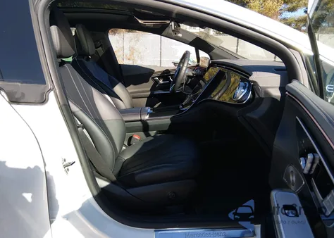 2023 Mercedes-Benz Eqe 350 z USA, uszkodzony, nr VIN W1KEG2BBXPF013914